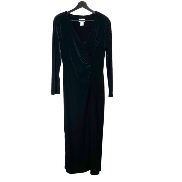 Vintage Dresses & Skirts - Vintage 90s Black Velvet Long Sleeve V Neck Full Length Dress Large